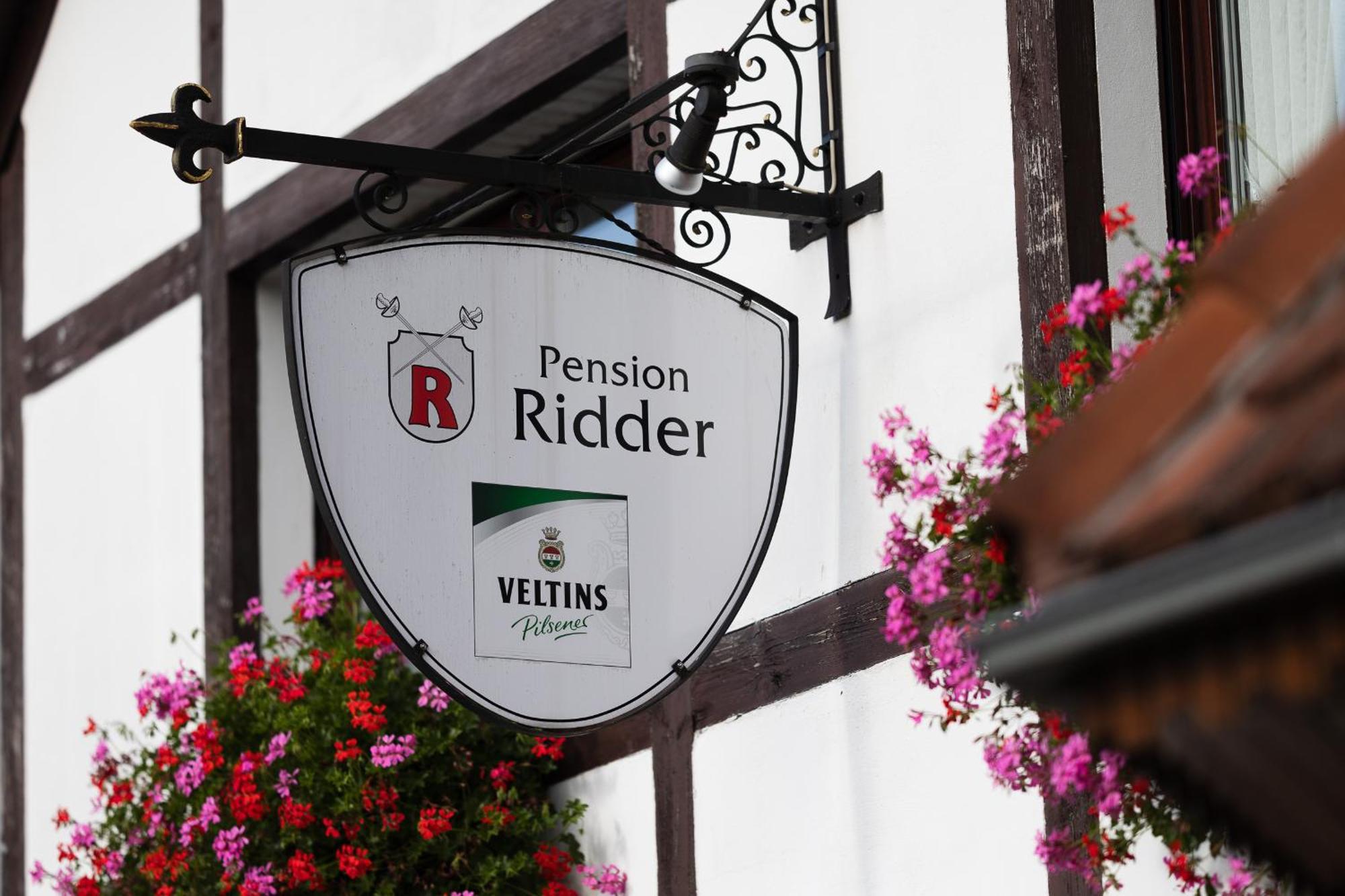 Pension Ridder Marienmünster Buitenkant foto